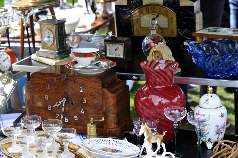 Lighten Your Load: The Stress-Relieving Power of De-cluttering